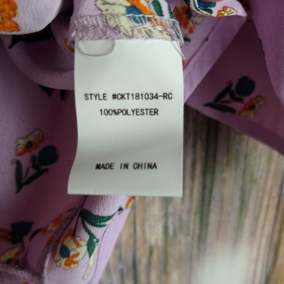 Code X Mode Lavender Floral Zipper Tie Front Top - Picture 7 of 9